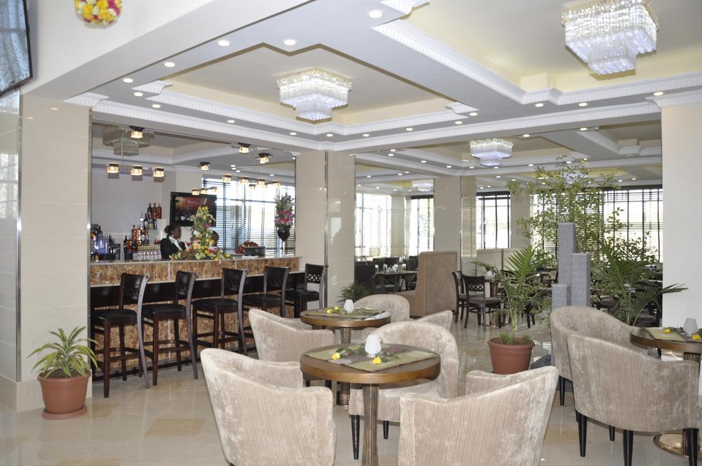 Addissinia Hotel Addis Ababa Exterior foto