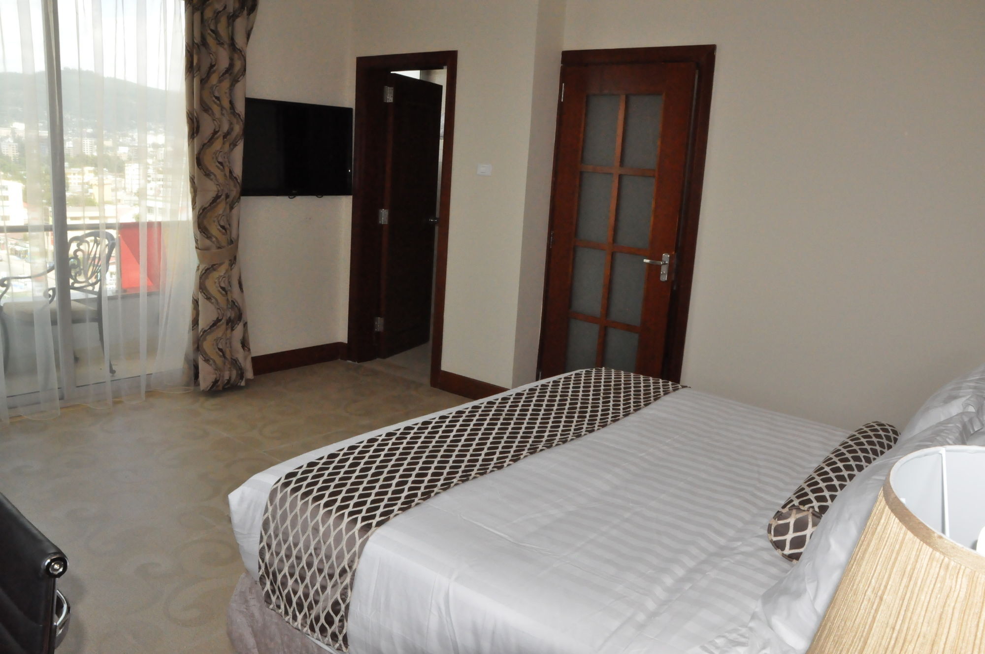 Addissinia Hotel Addis Ababa Exterior foto