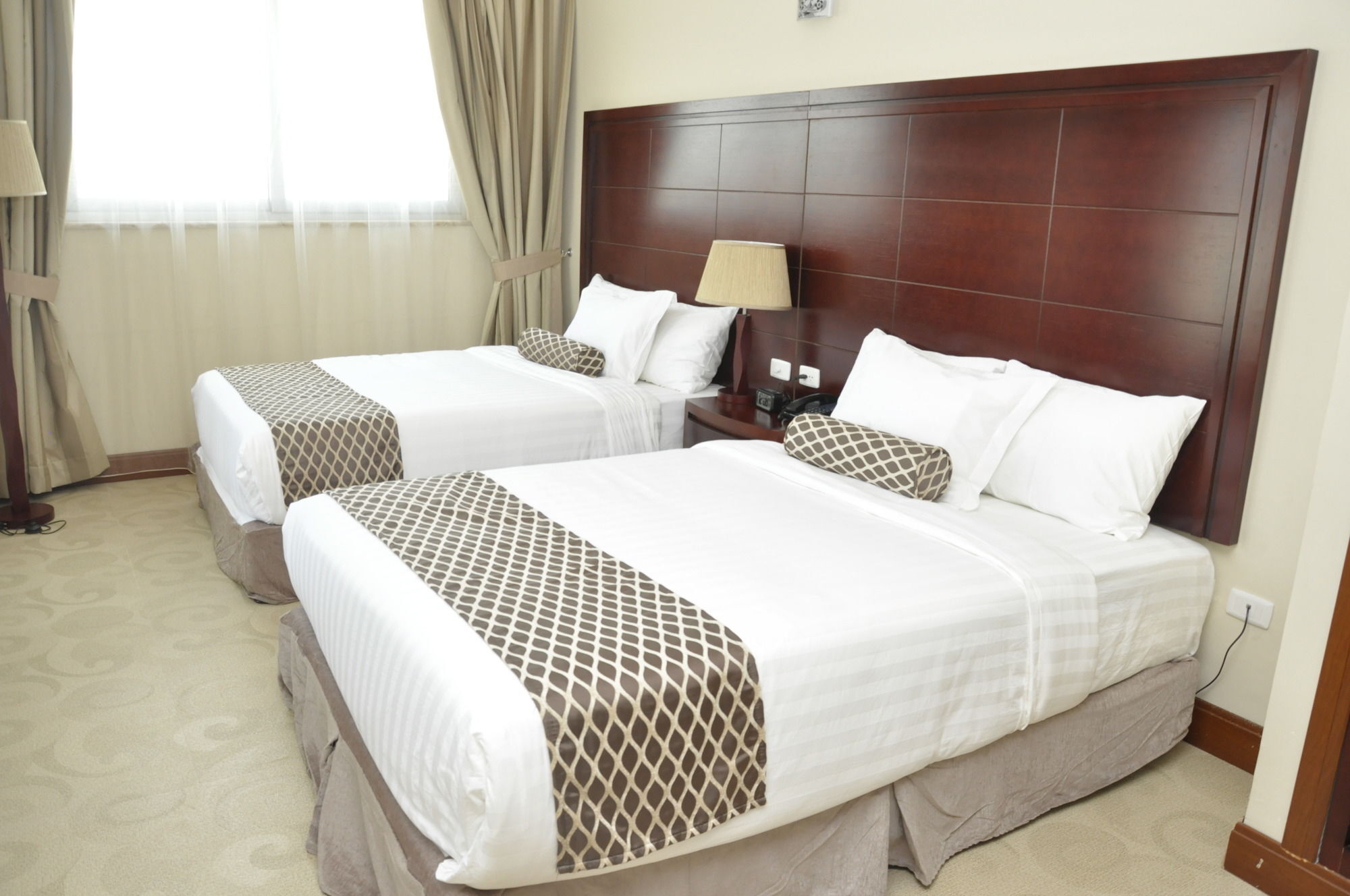 Addissinia Hotel Addis Ababa Exterior foto